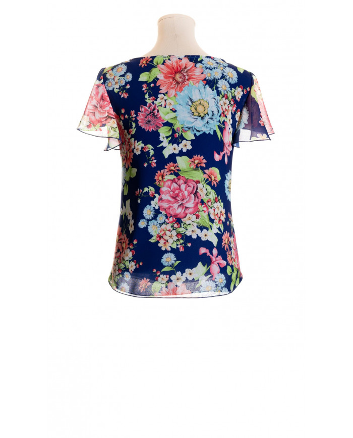 Estampado floral y manga de volantes