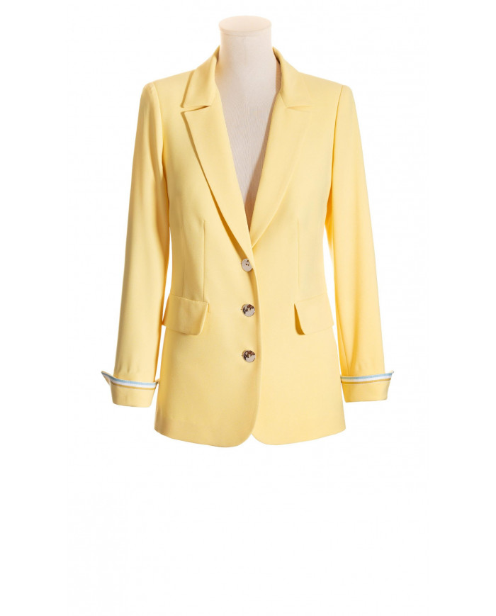 Blazer amarilla con cinta