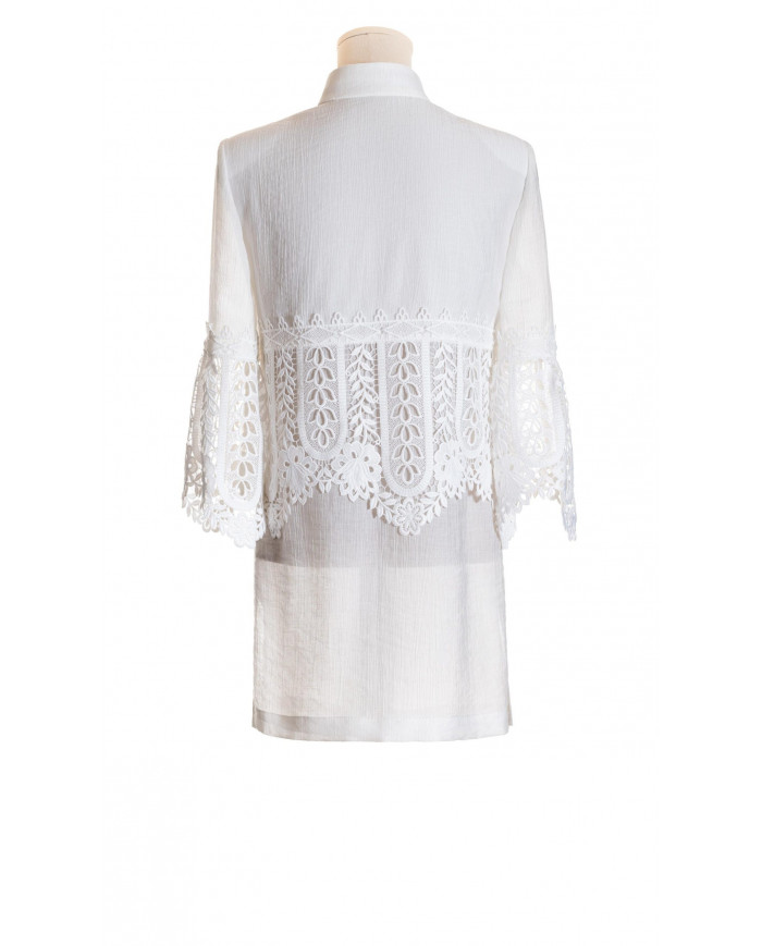 Camisa larga con “guipour”