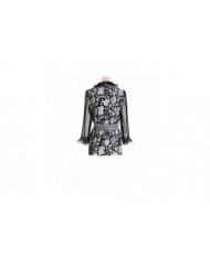 Blusa tejido bordado con volantes