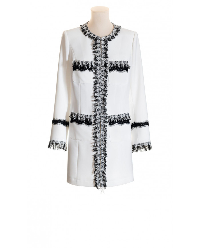 Chaqueta levita con adornos en tweed y encaje