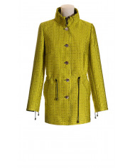 Parka amarilla con cordones